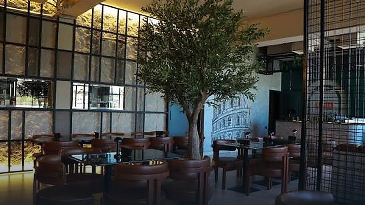 Olio Restaurant interior